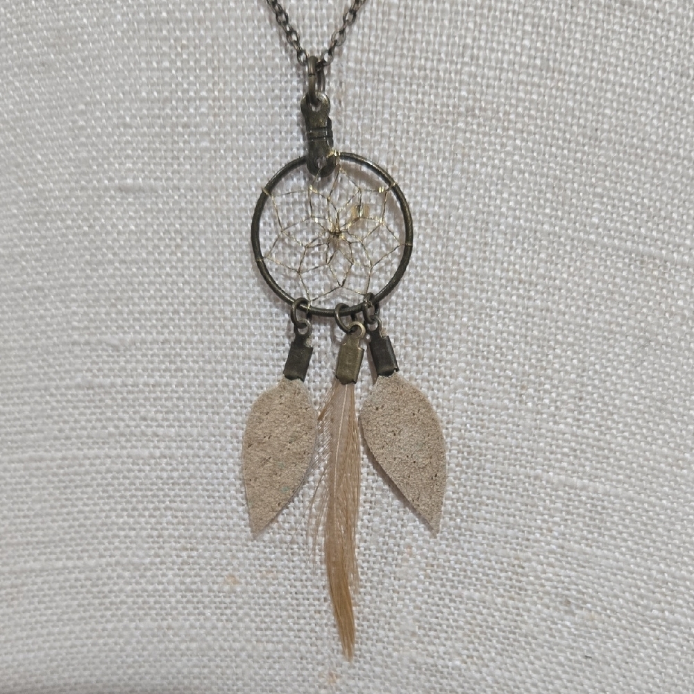 Dreamcatcher Pendant Necklace in Silver and Tan